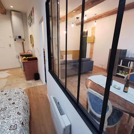 Cocon Chaleureux Proche Ecusson *