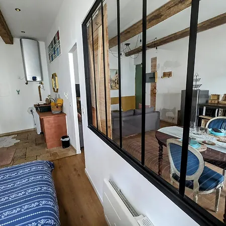 Cocon Chaleureux Proche Ecusson